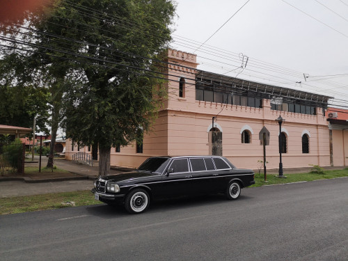 Antigua-comandancia-de-Puntarenas.-COSTA-RICA-MERCEDES-LWB-W123-LANG325f8b68cd3f22b5.jpg